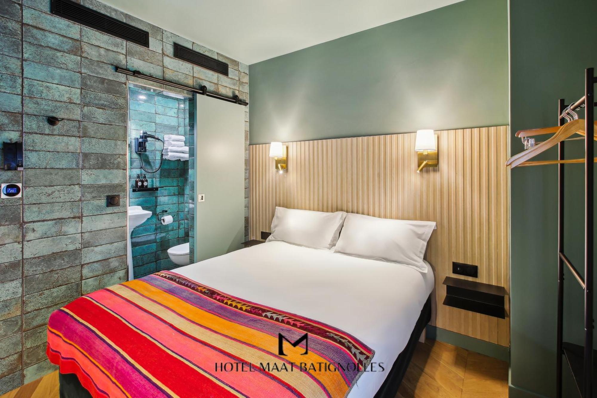 Hotel Maat Batignolles Paris Exterior foto